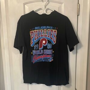Phillies T-Shirt, Size L